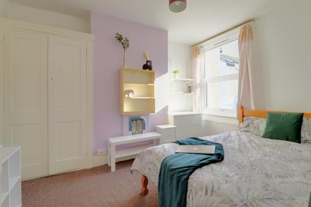 4 bedroom terraced house to rent - Photo 4