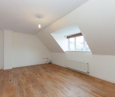 3 bedroom penthouse to rent - Photo 4