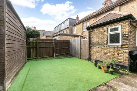 1 bedroom barn conversion to rent - Photo 3