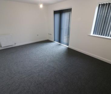 3 bedroom end of terrace house to rent - Photo 5