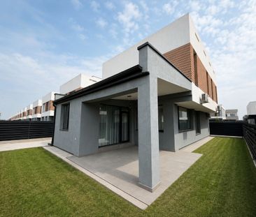 Casa 5 camere, 4 dormitoare, 3 bai, NOU, Terasa Rooftop, Școală Americ - Photo 6