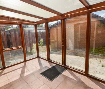2 bedroom semi-detached house to rent - Photo 3