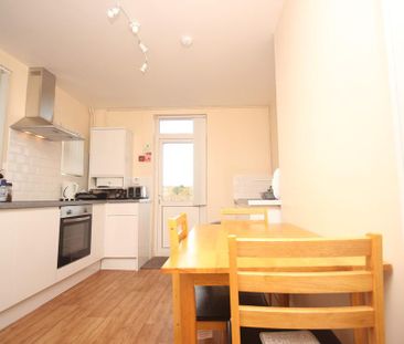 5 bedroom house share to rent - Photo 3