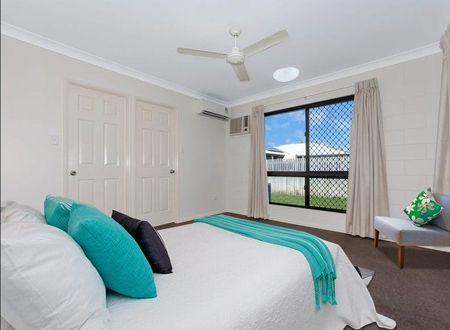 Modern Comfort & Easy Living in a Quiet Deeragun Location! - Photo 3