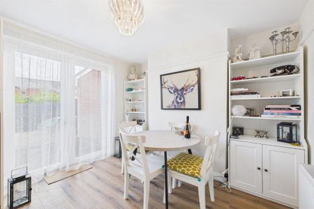 15 Connsbrook Park, Belfast, BT4 1NF - Photo 3