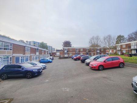 1 bedroom maisonette to rent - Photo 2