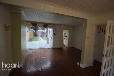 3 bedroom terraced house to rent - Photo 3
