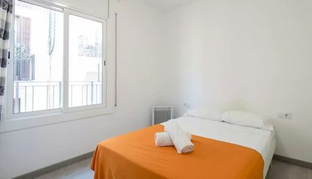 Carrer de Francisco Giner, Barcelona, Catalonia 08012 - Foto 2