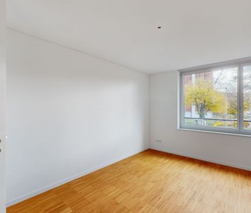Moderne 3.5 Zimmerwohnung in Regensdorf - Photo 1