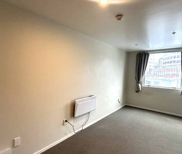 Central City Apartment - Photo 2