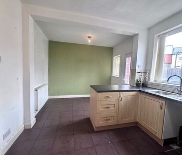 Oban Grove, Bolton BL1 6RW - Photo 2