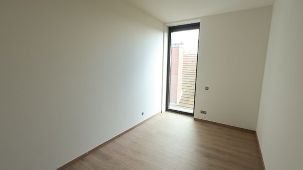 Nieuw twee slaapkamer appartement in het centrum van Roeselare-Beveren - Foto 1