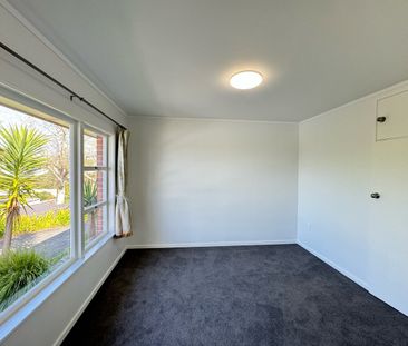 Fully Renovated Two Bedroom at Lake Road - Photo 3