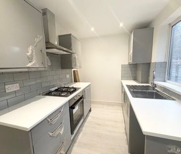 Leigh Road, Westhoughton, BL5 - Photo 5