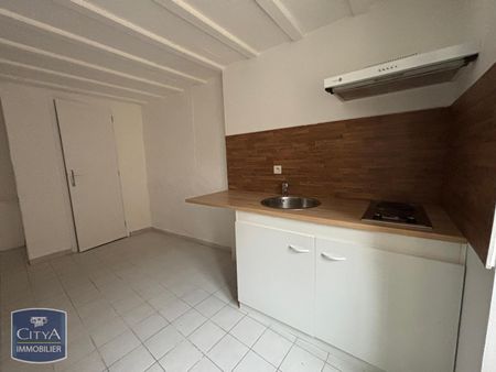 Location Appartement 1 pièce 16m² CARPENTRAS 84200 - Photo 3