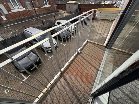 1 bedroom apartment to rent - Photo 5