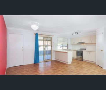 Spacious 3-Bedroom Family Home in Prime Waterford Location - Photo 5