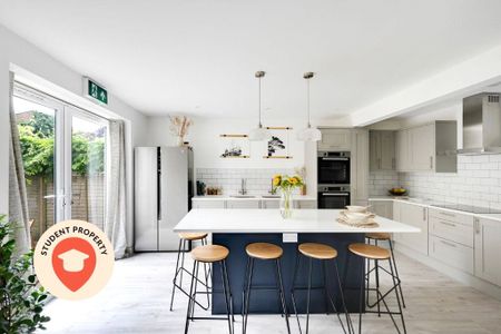 Bishopthorpe Road, Horfield - Photo 3