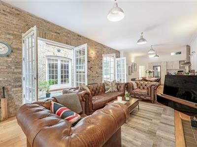 Clapham Manor Street, SW4 - Photo 4