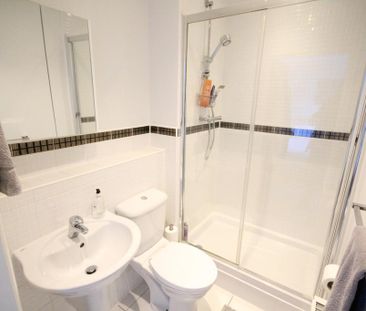 2 bedroom apartment to rent - Photo 5