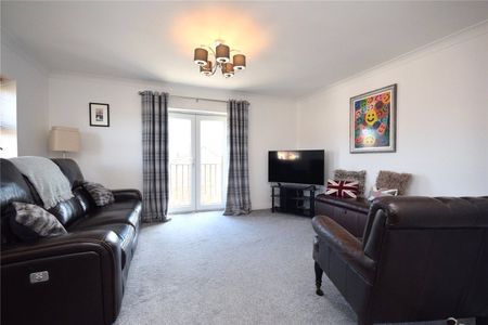 19, Meadowbrook Court, Morley, Leeds, West Yorkshire, LS27 0LG - Photo 5