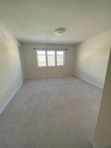 For Lease - 110 Molozzi Street, Erin, Ontario - Photo 3