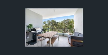 Modern 2-Bedroom Unit in a Prime Location - Photo 3