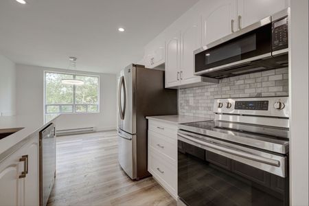 For Lease - 76 BASE LINE Road Unit# 301, London South, Ontario - Photo 4