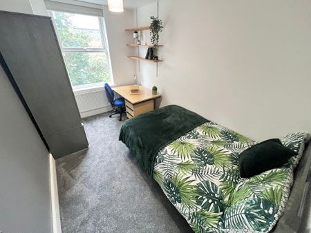 7 Bedroom, En-Suite, 35 Lower Ford Street – Student Accommodation Coventry - Photo 4