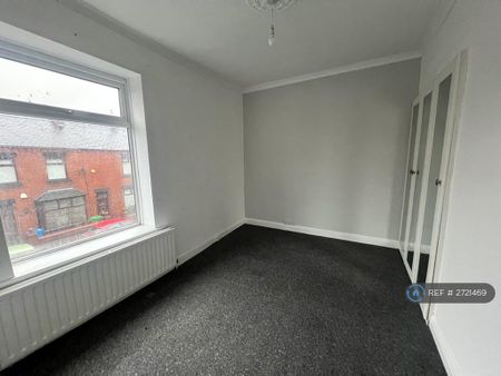 3 bedroom terraced house to rent - Photo 2
