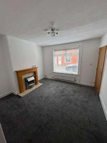 Fir Street, WA10 - Photo 2