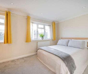 Laburnum Road, Winnersh, RG41 - Photo 4