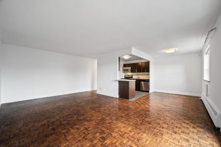 For Lease - 2300 Marine Drive Unit# 304, Oakville, Ontario - Photo 2