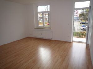 Robert-Koch-Str. 40, Wohnung 5 ~~~ Einbauküche, Balkon, Bad mit Wanne, Keller - Photo 1