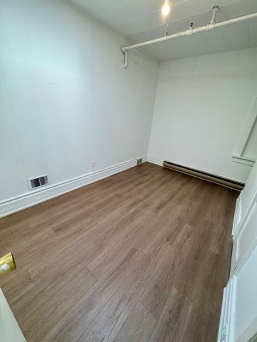 For Lease - 17 Mill Street Unit# Unit A, Halton Hills, Ontario - Photo 4