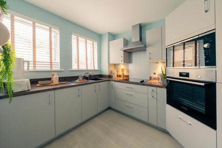 2 bedroom retirement property to rent - Photo 3