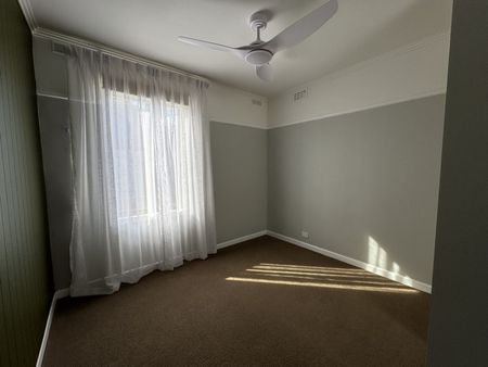 Two Bedroom House - Photo 5