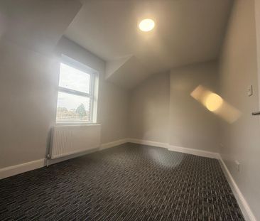 1 Bed Flat, Woodville Road, CR7 - Photo 1