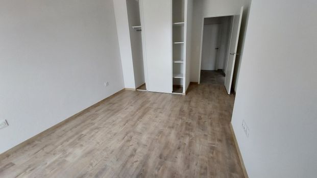 Location Appartement 2 pièces 43m² VILLENEUVE TOLOSANE 31270 - Photo 1