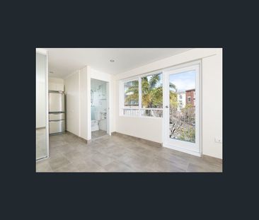 16/8 Wylde Street, Potts Point, NSW 2011 - Photo 3