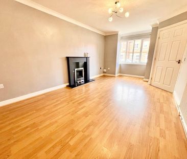 4 bedroom terraced house to rent - Photo 4