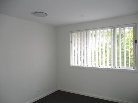 Beautiful Duplex Home - Photo 4