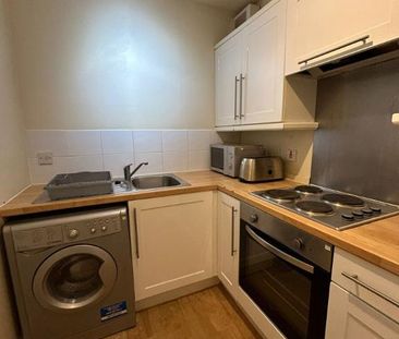 2 bedroom property to rent - Photo 4