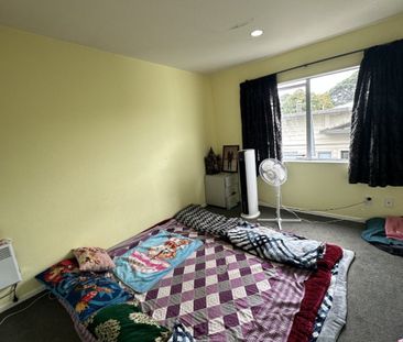 Spring Garden - Photo 1