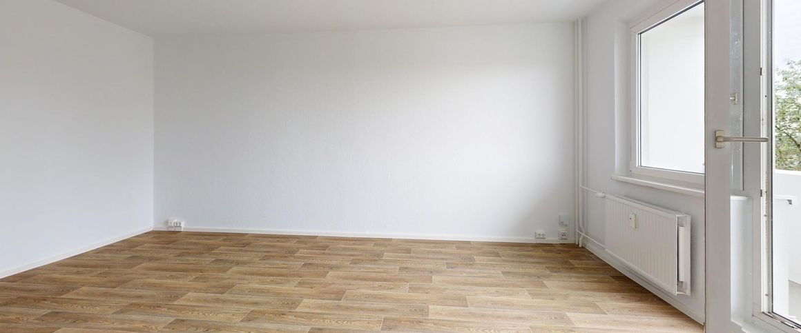 Erstbezug nach Renovierung - mit Dusche ab sofort! - Foto 1