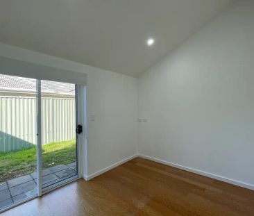 “REFURBISHED HOME, BILLS INCLUDED!” - Photo 2