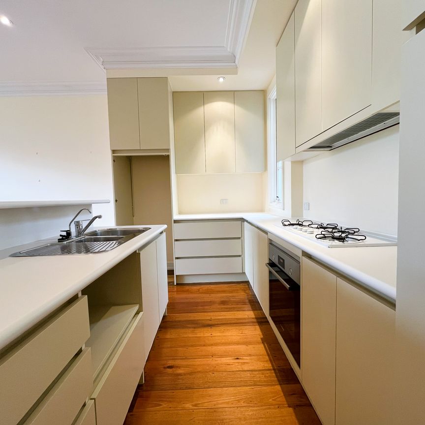 Beautifully presented terrace home - Photo 1