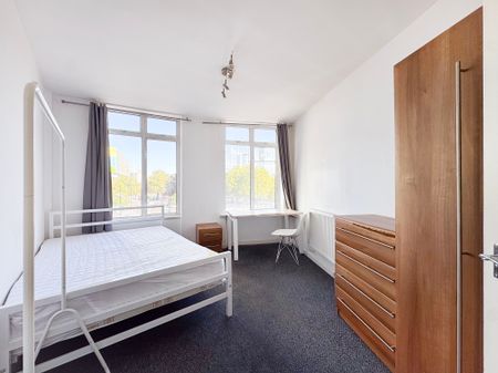 Euston Road, NW1, London - Photo 4