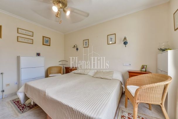 A wonderful Meditteranean - style villa in Calpe, Costa Blanca - Photo 1