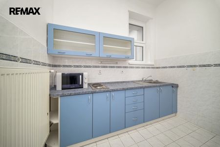 Pronájem domu 127 m² s pozemkem 587 m² - Photo 2
